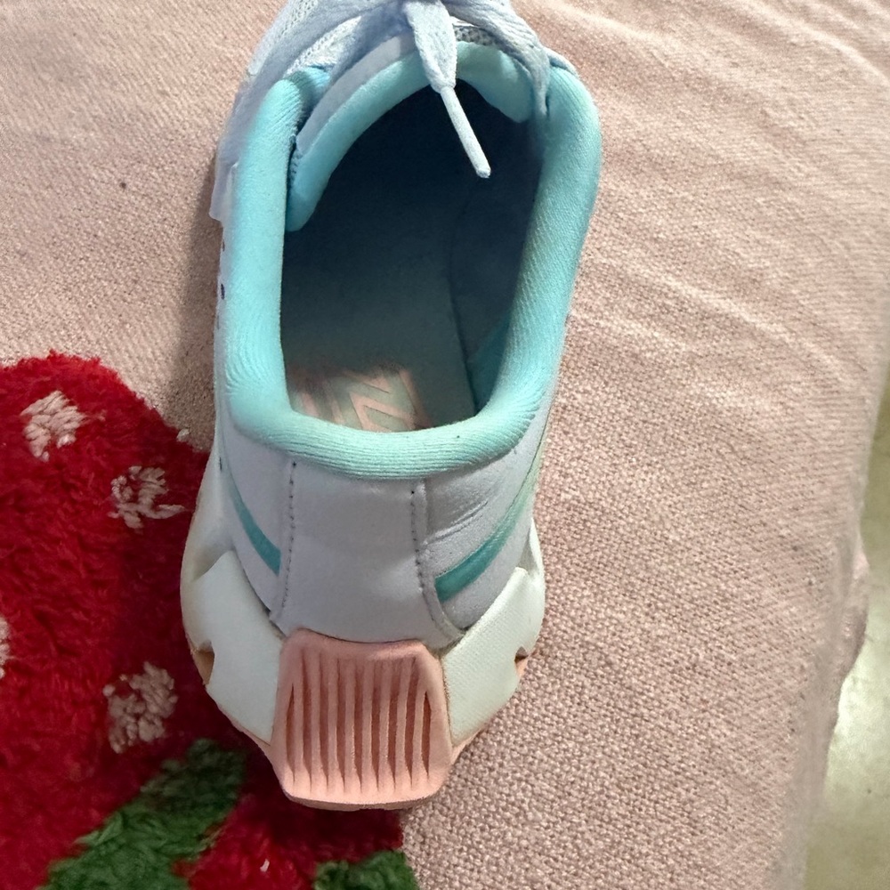 Pastel Multi-Color Reebok Shoes - Picture 7 of 10